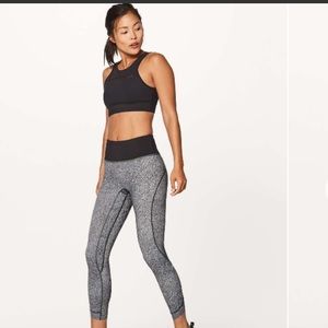 Lululemon Run The Day 7/8 Tight size 8
